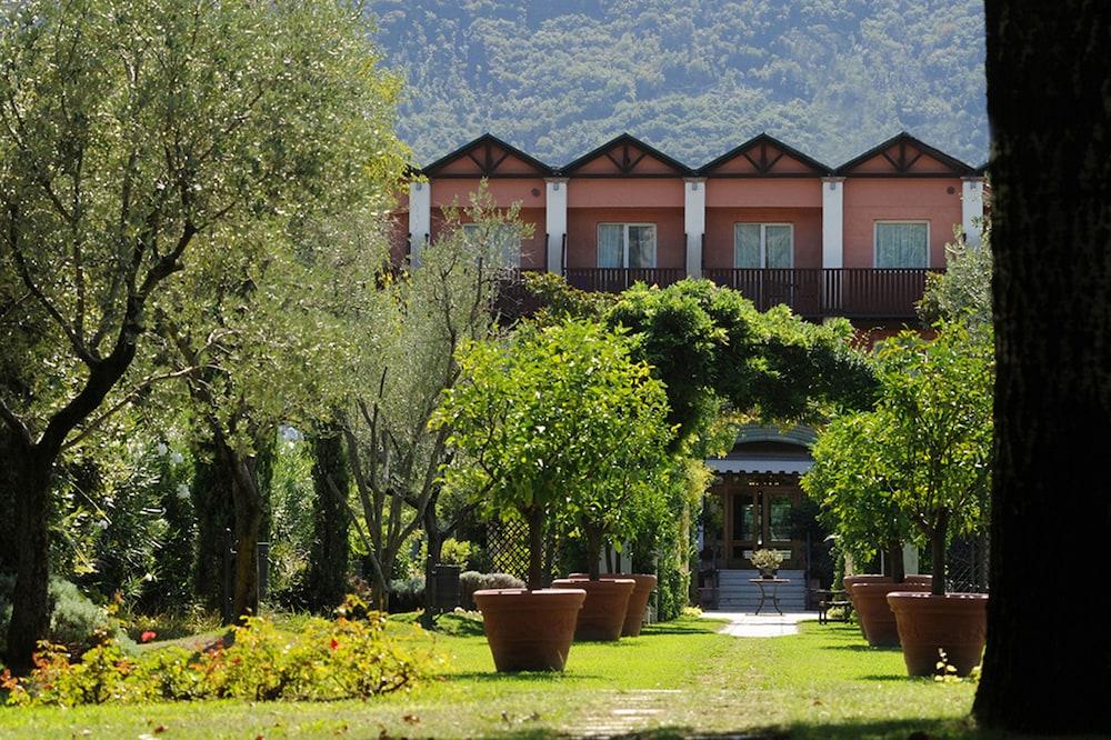 Iseo Lago Hotel Esterno foto