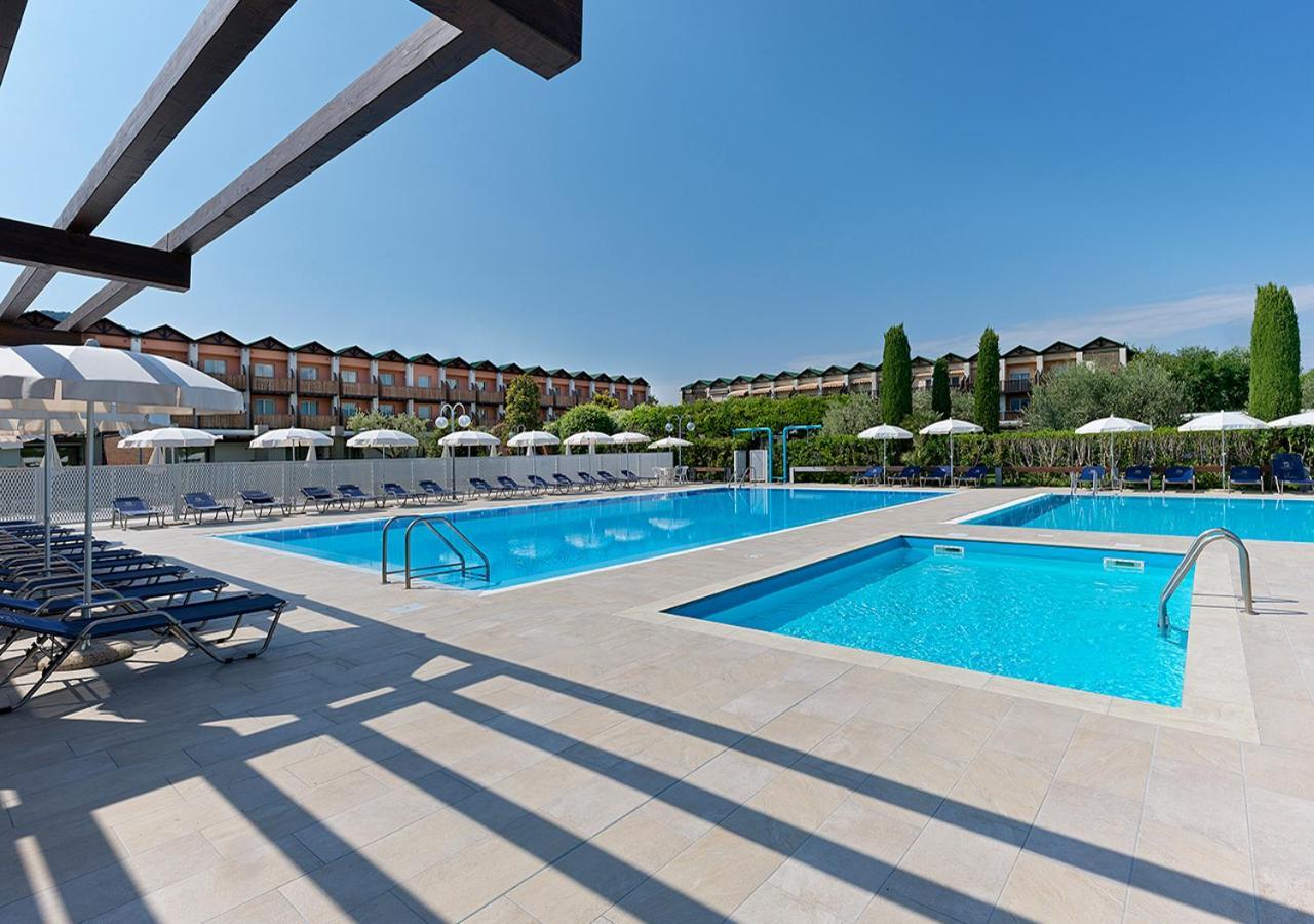 Iseo Lago Hotel Esterno foto